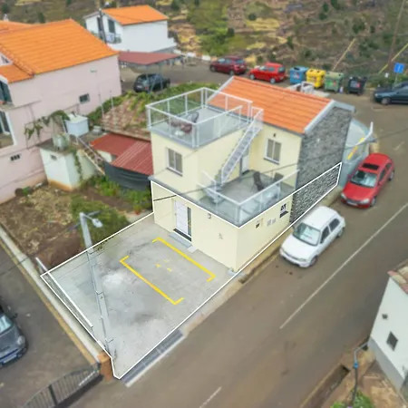 Branco's 03 By Galmi Ponta do Sol (Madeira)